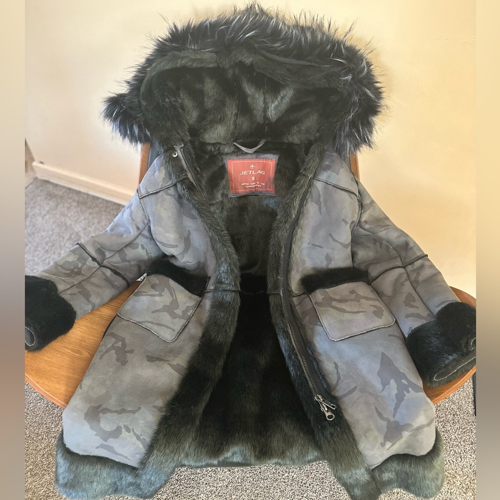 Long coat with fur